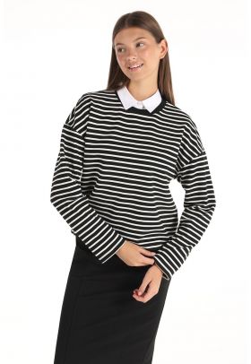 Bluza cu model in dungi si maneci cazute