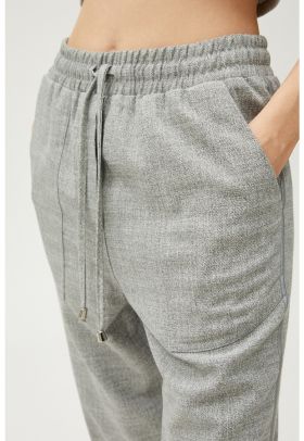 Pantaloni relaxed fit cu talie inalta