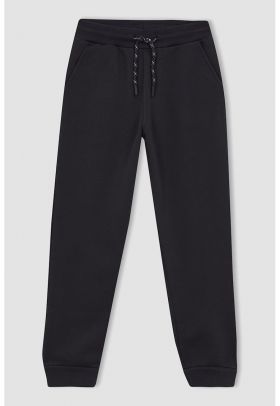 Pantaloni sport cu snur in talie