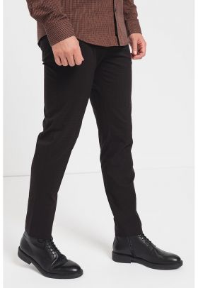 Pantaloni super slim fit cu model