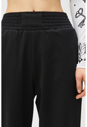 Pantaloni sport cu buzunare laterale