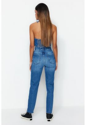 Blugi mom fit cu talie inalta