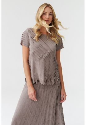 Bluza cu decolteu rotund si model stratificat Nako