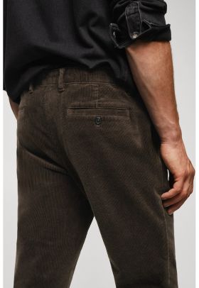 Pantaloni slim fit de reiat Berdam