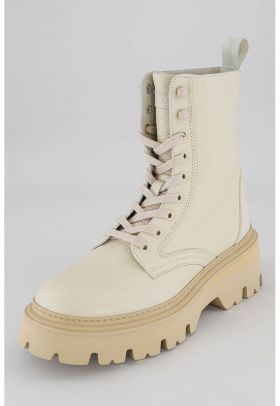Ghete de piele cu aspect texturat