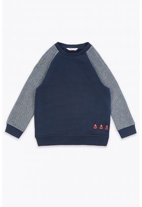 Bluza sport cu decolteu la baza gatului
