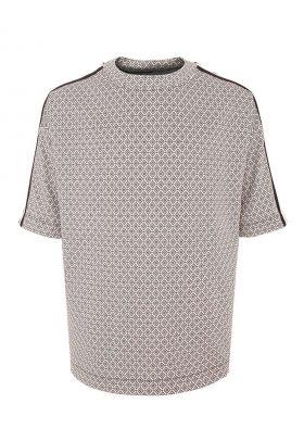 Tricou cu model geometric