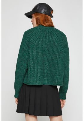 Cardigan cu decolteu in V si maneci raglan