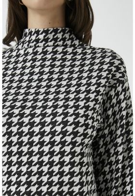 Bluza cu model houndstooth