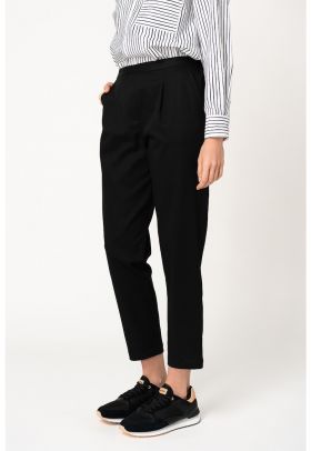 Pantaloni din amestec de lyocell cu pliuri Amo
