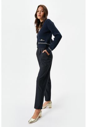 Pantaloni eleganti conici