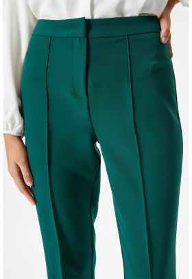 Pantaloni eleganti cu talie inalta