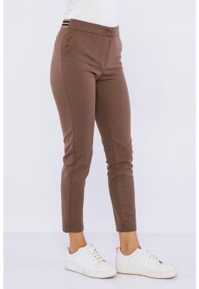 Pantaloni crop cu buzunare oblice