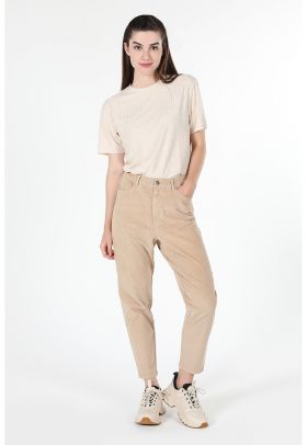 Pantaloni chino crop din reiat