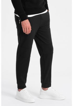 Pantaloni de trening cu snur de ajustare si buzunare