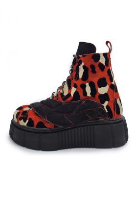 Ghete de piele intoarsa cu animal print