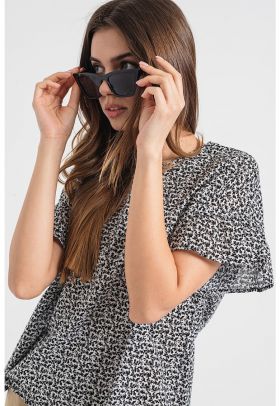 Bluza cu maneci cu volane