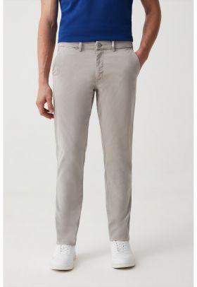 Pantaloni chino slim fit