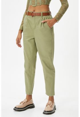 Pantaloni crop cu croiala conica