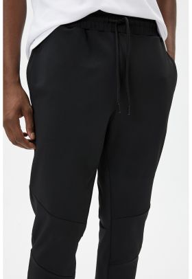 Pantaloni de trening cu talie medie si snur de ajustare in talie