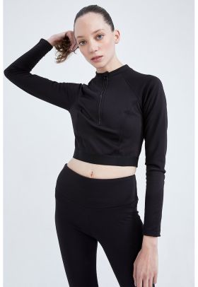 Bluza crop cu maneci raglan