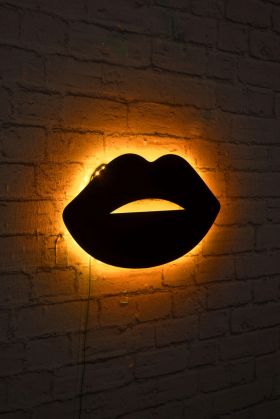 Decoratiune luminoasa LED, Lips 2, MDF, 60 LED-uri, Galben