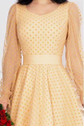 Rochie de ocazie crem acoperita de tulle cu buline