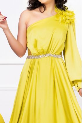 Rochie de lux Medeea lime lunga cu floare pe umar si detaliu pretios in talie