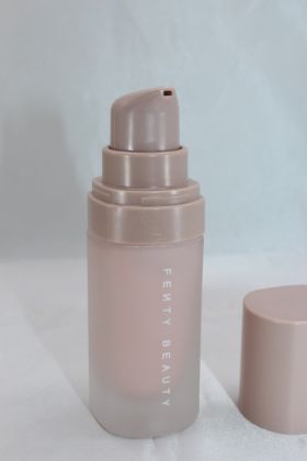 Baza de machiaj, Fenty Beauty, Soft Silk, Pro Filt'r, 15 ml