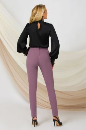 Pantaloni dama office lila Pretty Girl cu talie inalta si funda neagra satinata