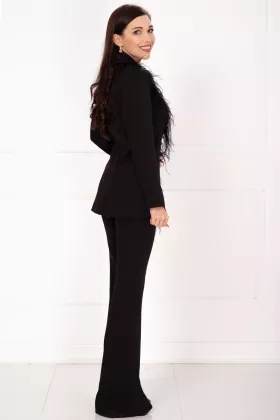 Compleu elegant negru cu pantalon evazat si aplicatie din fulgi