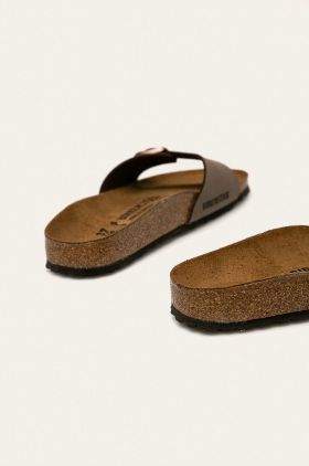 Birkenstock papuci 40093.MOCCA-MOCCA