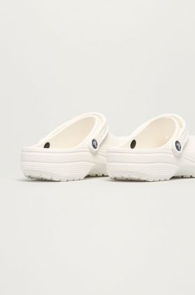 Crocs papuci Classic bărbați, culoarea maro 10001