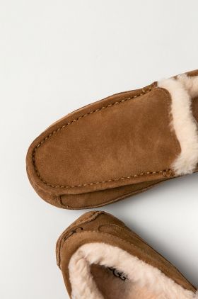 UGG - Papuci din piele Ascot