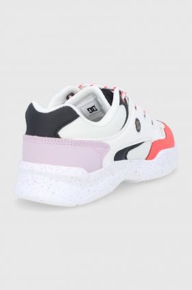 Dc Pantofi culoarea crem, cu toc plat