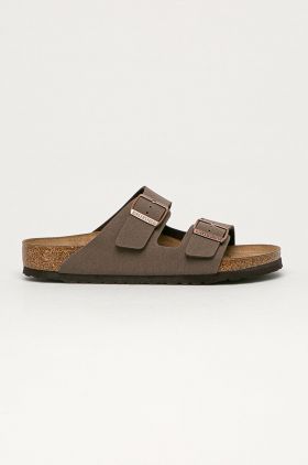 Birkenstock papuci Arizona culoarea maro, 151181