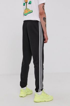 Adidas Pantaloni GK8822 bărbați, culoarea negru, cu imprimeu