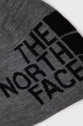 The North Face Beanie cu două fețe culoarea gri, din tesatura neteda