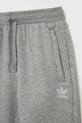 adidas Originals trening copii HC9513 culoarea gri