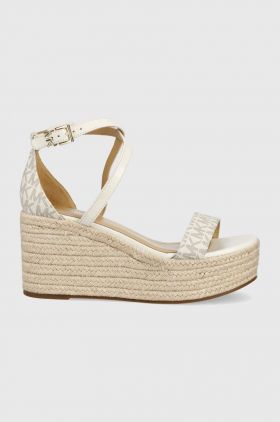 Michael Kors sandale Serena Wedge Espadrille femei, culoarea bej, toc pana