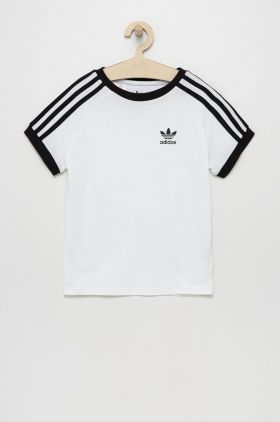 adidas Originals tricou de bumbac pentru copii culoarea alb, cu imprimeu