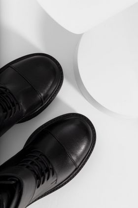 Answear Lab cizme de piele femei, culoarea negru, cu platforma
