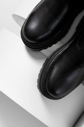 Answear Lab cizme de piele femei, culoarea negru, cu toc plat
