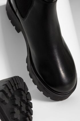 Answear Lab ghete chelsea de piele femei, culoarea negru, cu platforma