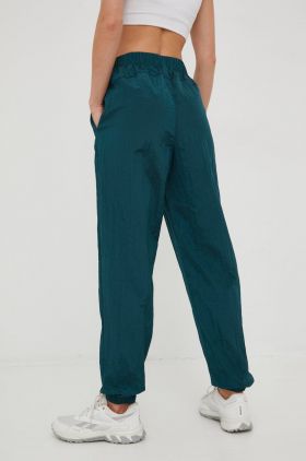 GAP pantaloni de trening femei, culoarea verde, neted