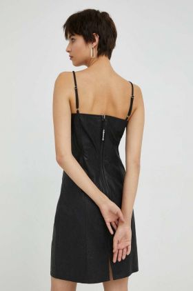 Résumé rochie culoarea negru, mini, mulata