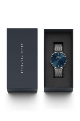 Daniel Wellington ceas barbati, culoarea argintiu