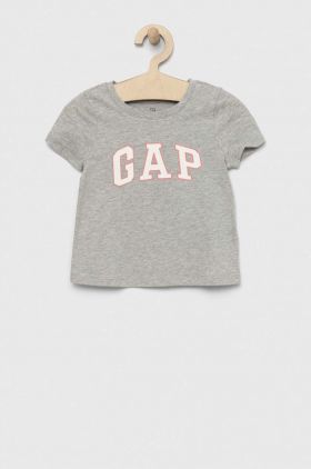 GAP tricou de bumbac pentru copii culoarea gri, cu imprimeu