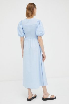 Résumé rochie midi, evazati