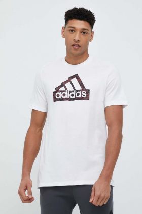 adidas tricou din bumbac culoarea alb, cu imprimeu